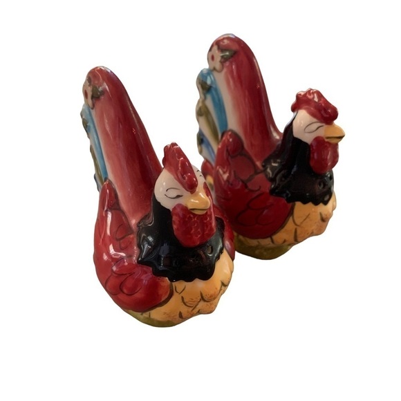 Blue Sky Heather Goldminc Rooster Salt and Pepper Shaker Set - Picture 2 of 7